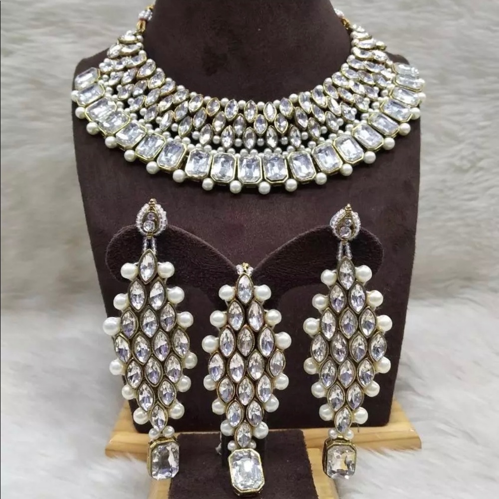 Indian/Pakistani Jewelry Set